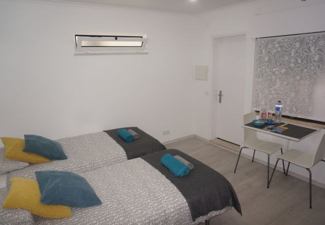 Studio in Lisbon - ORIENTE DNA STUDIOS N4 Studio in Lisbon - ORIENTE DNA STUDIOS N4