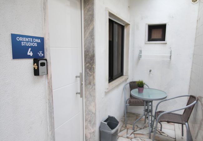 Studio in Lisbon - ORIENTE DNA STUDIOS N4 Studio in Lisbon - ORIENTE DNA STUDIOS N4