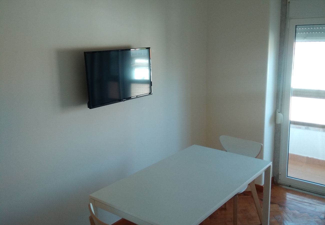 Apartment in Moscavide - ORIENTE DNA STUDIOS V 2 ESQ