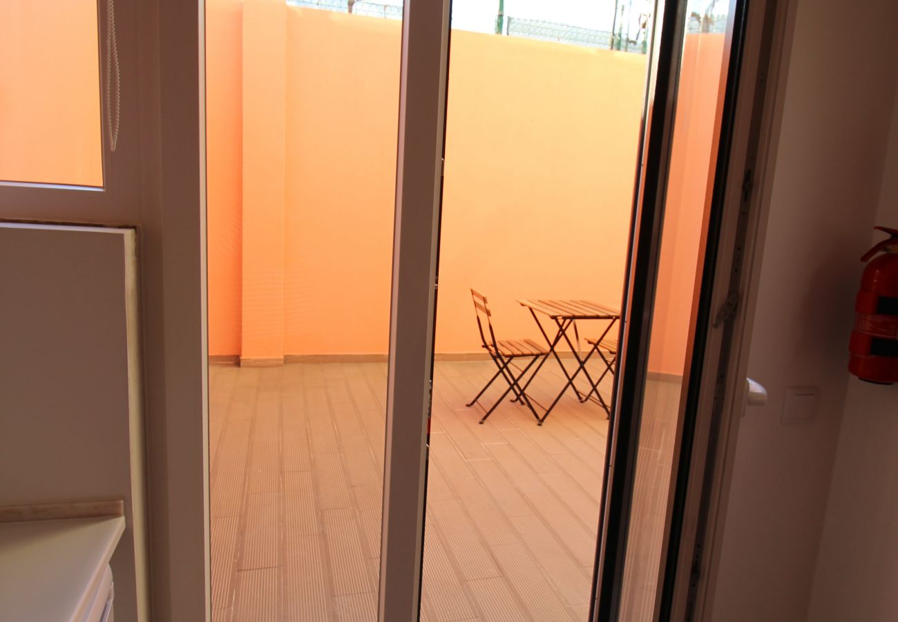Apartment in Moscavide - ORIENTE DNA STUDIOS X RC ESQ