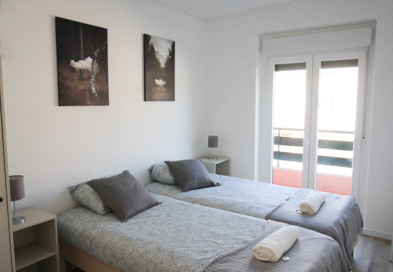Apartamento en Moscavide - ORIENTE DNA STUDIOS X 3DTO