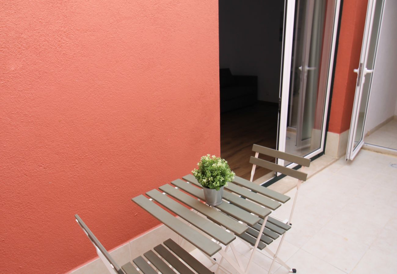 Casa en Moscavide - ORIENTE DNA STUDIOS II VILLA 1A