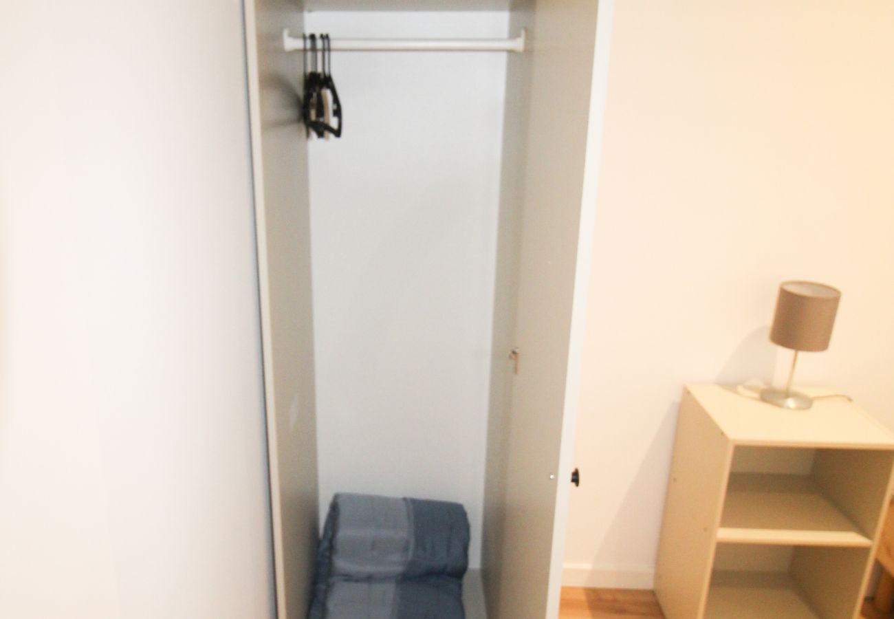 Appartement à Moscavide - ORIENTE DNA STUDIOS X 3ESQ
